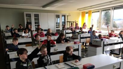 Bild: exb
TÜV Süd Stiftung Kids zu Besuch in Neualbenreuth.