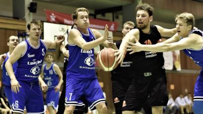 Bild: Büttner, Gerhard
Eine intensive Begegnung erwartet die Neustädter Basketballer am Samstag beim Spiel gegen Zwickau.