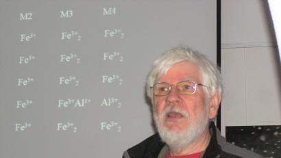 Bild: tu
Beim ersten Geotag in Pleystein sprach rupert Hochleitner über "Hagendorf - Schatzkammer der Phosphat-Mineral-Forschung".