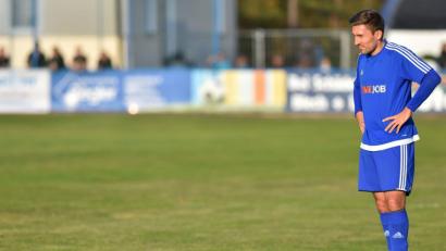 Bild: A. Schwarzmeier
Stephan Herrmann war nach seinem Eigentor zunächst der Etzenrichter Unglücksrabe. In der Nachspielzeit schaffte sein SV aber doch noch ein Remis beim TSV Kareth-Lappersdorf.