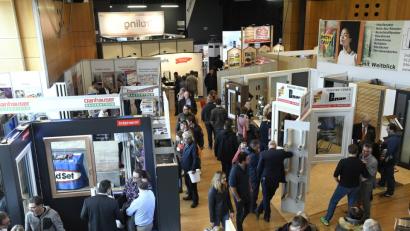 Bild: Petra Hartl
Die Baubranche boomt. Das ist auch an den Besucherzahlen auf der Baumesse zu erkennen. heuer kommen am Samstag und Sonntag über 4000 Gäste in das Kongresszentrum.