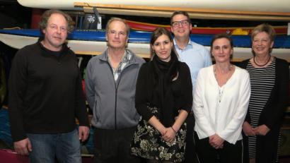 Bild: Hirsch
Martin Glaab, Gerd Eichinger, Petra Beer, Georg Beer, Lisa Zeh und Gabi Beer bilden den neuen Vorstand des Kanu-Clubs Schwandorf.