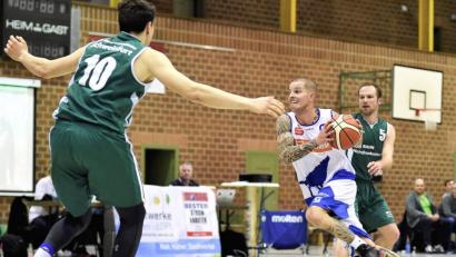 Bild: pta
Patrik Bortel in Aktion: Die Hamm Baskets mussten sich dem Tabellenzweiten Schweinfurt geschlagen geben und sind nunmehr in Sachen Abstiegskampf in Zugzwang.