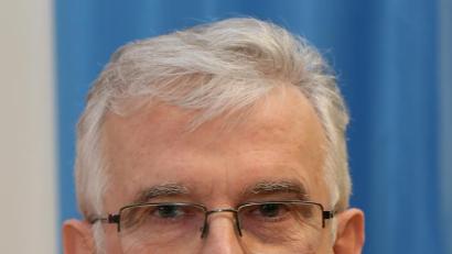 Bild: Hösamer
Günther Pronath, Der stellvertretende Geschäftsführer des Jobcenters Schwandorf, stellte dem Kreistag die aktuellen Entwicklungen vor.