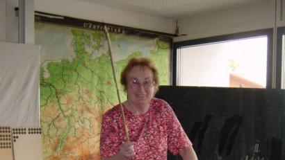 Bild: adj
Beim Unterricht im historischen Klassenzimmer zeigte Karolina Linstädt ihr pädagogisches Geschick.