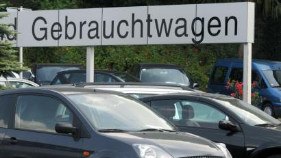 Bild: Armin Weigel/dpa
Die Suche nach einem technisch soliden Schnäppchen kann schwierig sein.