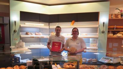 Bild: jzk
Das Juniorchef-Team beim „Bäcker Adl“ in Kemnath: Stefan und Susanne Krauß.