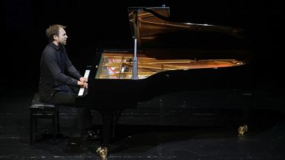 Bild: Wolfgang Steinbacher
Wieder einmal begeisterte Herbert Schuch mit seinem Beethoven-Klavierzyklus im Stadttheater Amberg.