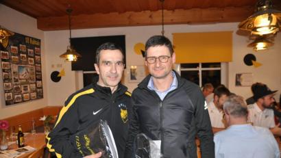 Bild: ak
Der neue Spartenleiter der SV-Abteilung Wintersport Stephan Vetter (rechts) und sein Vorgänger Thomas Reger.