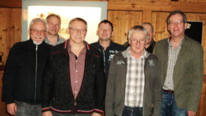 Bild: ksi
Das Vorstandsgremium der Jagdgenossenschaft Schwarzenfeld mit Vorsitzendem Willi Fick (Dritter von links).