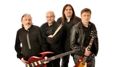 Bild: exb
Ob "Immigrant Song", "Ramble On", "Kashmir", "Whole Lotta Love" oder "Stairway To Heaven" - die Band "Zepp-In" spielt in Murphy's Pilspub alle großen Hits von "Led Zeppelin".