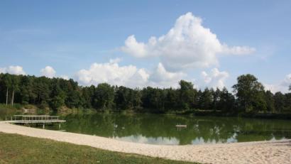 Bild: Thomas Dobler
Der Schwarzenfelder Jugendbeirat hätte gerne, dass man auch am Forsterweiher in einem W-Lan-Netz kostenfrei surfen kann, wenn man sich dort aufhält. Doch das ist technisch gar nicht so einfach, wie sich zeigte.