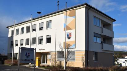 Bild: bnr
Lange war die Sanierung des Rathauses Thema in Wernberg-Köblitz. Die Maßnahme ist mittlerweile abgeschlossen.