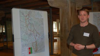 Bild: Gibbs
Tennet-Sprecher Markus Lieberknecht stellte in Regensburg den Vorzugskorridor von Pfreimd bis in den Raum Landshut vor.