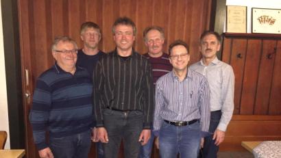 Bild: Jagdgenossenschaft Gaisthal
Die neugewählte Vorstandschaft der Jagdgenossenschaft Gaisthal. An der Spitze steht weiterhin Martin Biegerl (Dritter von links) als Jagdvorsteher.