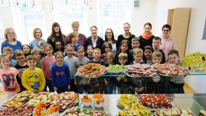 Bild: do
Ein gesundes Pausenfrühstück gehört bei der Grundschule "Am Rauhen Kulm" in Speinshart dazu.
