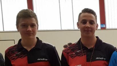 Bild: tob
Lukas Bibernell (rechts) gewann das Junior-Race-Turnier in der heimischen Nordgauhalle. Bastian Wilhelm (links) wurde Sechster.