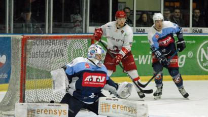 Bild: gb
Devils-Keeper Daniel Filimonow bot auch im vierten Play-off-Match gegen die Hannover Scorpions eine starke Leistung. Die 3:4-Niederlage nach Verlängerung und damit das Aus im Achtelfinale konnte aber auch er nicht verhindern.