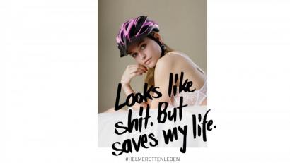 Bild: Rankin
„Germany's Next Topmodel“-Kandidatin Alicija mit Fahrradhelm. Foto: Rankin/Runter vom Gas