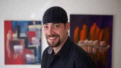 Bild: exb
Er sieht nicht aus wie ein klassischer Zahnarzt, ist aber einer: MUDr. Andreas Svoboda.