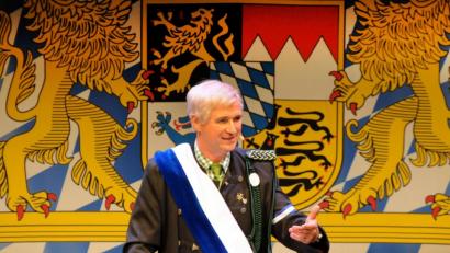 Bild: Stephan Huber
Ob Söder, Seehofer, Stoiber oder Beckstein: Keine CSU-Größe ist vor den Parodien von Wolfgang Krebs sicher. Das Bild zeigt ihn bei einem Auftritt in Amberg.