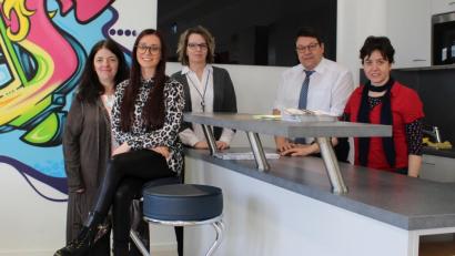 Bild: exb
Das Team des Jugendtreffs freut sich ab sofort auch montags auf alle Besucher.