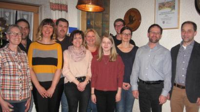 Bild: ad
Über die Neuzugänge freuen sich Kommandant Christian Reitinger, Vorsitzender Franz Albang, KBM Manfred Schneider, KBI Norbert Auerbeck und Vizebürgermeister Josef Königsberger.