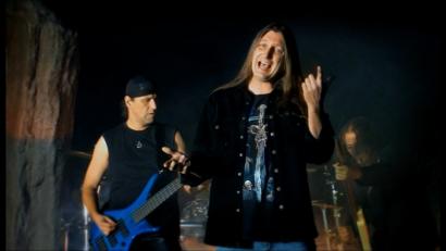 Bild: exb
Mike Fiedler (rechts) mit seiner Amberger Band Striker.