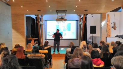 Bild: exb
Manuel Bauer präsentierte im Kunsthaus Waldsassen einen spannenden Vortrag.