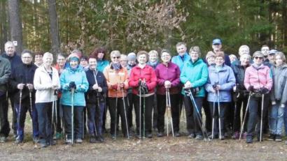 Bild: exb
Zahlreiche Sportler nahmen am Frühstücks-Walking des TSV Pressath teil.