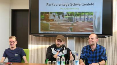 Bild: Hirsch
Christian Kotzbauer, Martin Kristel und Wolfgang Grabinger (von links) haben klare Vorstellungen von einer "Parkouranlage Schwarzenfeld".