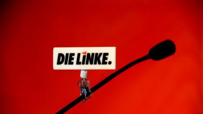 Bild: Ralf Hirschberger/dpa
Das Logo der Partei Die Linke.