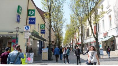 Bild: Gabi Schönberger
Seit November 2015 ist Gerry Weber in der Max-Reger-Straße zu finden.