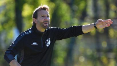 Bild: af
Wolfgang Richthammer gibt auch in der nächsten Saison beim 1. FC Schwarzenfeld die Kommandos.