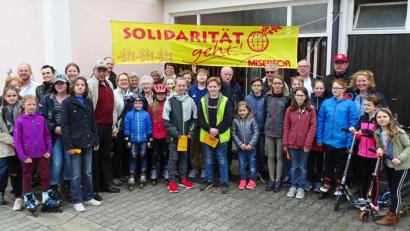 Bild: Dobmeier
Zum 20. Mal startet in ökumenischer Verbundenheit der Marsch „Solidarität geht“ in Rothenstadt und viele Teilnehmer schließen sich wieder an.