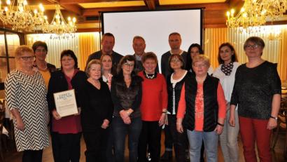 Bild: fz
In der Kreisversammlung wählt der Bayerische Lehrer- und Lehrerinnenverband (BLLV) seinen Vorstand neu und ehrt langjährige Mitglieder.