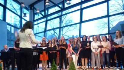 Bild: tie
Viel Applaus bekamen die jungen Künstler beim Frühjahrskonzert des Carl-Friedrich-Gauß-Gymnasiums.