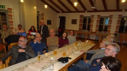 Bild: hm
Vorsitzender Karl Prell stellte das Programm für 2019 und 2020 vor.