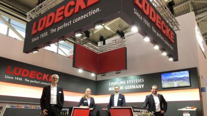 Bild: Lüdecke
Das Team der Firma Lüdecke auf der Bauma in München mit den Geschäftsführern Andreas Sperl (Zweiter von rechts) und Klaus Herdegen (rechts).