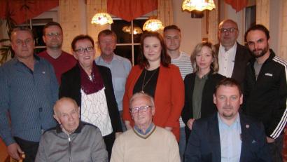 Bild: tok
Die Führungsriege des SPD-Ortsvereins in Püchersreuth stellt sich neu auf.