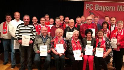 Bild: mef
Zahlreiche Ehrungen stehen im Mittelpunkt der Jahreshauptversammlung des Bayern-Fanclubs im Gasthaus Plödt in Diepoltsreuth.