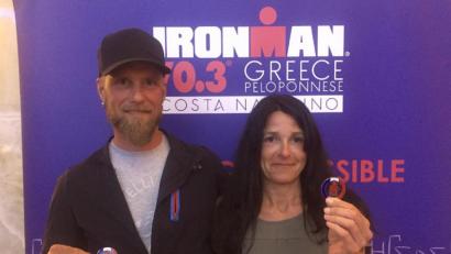 Bild: exb
Sehr vorzeigbar: Ihre Leistung beim Ironman 70.3 in Griechenland bringt Didi und Mala Wolfrath die Qualifikation für die WM in Nizza ein.