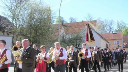 Bild: tu
Die Festparade der Feuerwehr am Ostermontag.
