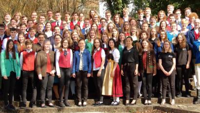 Bild: sön
Die Teilnehmer der Probenwoche in Ensdorf freuen sich schon auf ihre beiden Auftritte bei der öffentlichen Generalprobe in Ensdorf und beim Konzert in Schmidmühlen. Und sie sind hochmotiviert, denn sie nehmen aus eigenem Interesse an der Bläserwoche teil und werden nicht von ihren Kapellen dorthin geschickt.