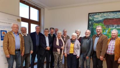 Bild: slu
Beiräte und Vorsitzende der Franz-Xaver-von-Schönwerth-Gesellschaft beschlossen unter anderem eine stärkere Verzahnung, um inhaltlich und organisatorisch besser an einem Strang zu ziehen.
