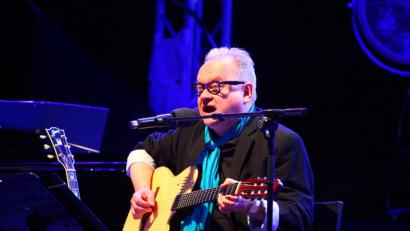 Bild: stg
Deutschrocker Heinz Rudolf Kunze - hier bei einem Auftritt 2018 in Würzburg - kommt am 3. Mai mit seinem Soloprogramm ins "Zentrum" nach Bayreuth.