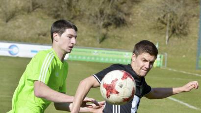 Bild: Ziegler
Michael Dietl (rechts) ist nach neunmonatiger Verletzungspause wieder im Kader der DJK Ammerthal.