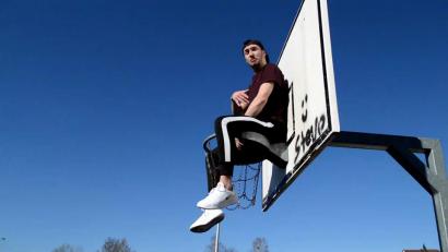 Bild: exb
Stefan Rothballer, Künstlername Steve, will mit seiner Rapmusik hoch hinaus.