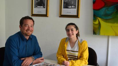 Bild: exb
SPD-Bundestagsabgeordneter Uli Grötsch ermöglicht Alisa Eller ein Austauschjahr in den USA.