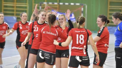 Bild: Hubert Ziegler
Freude bei den Sulzbacher Handballerinnen.